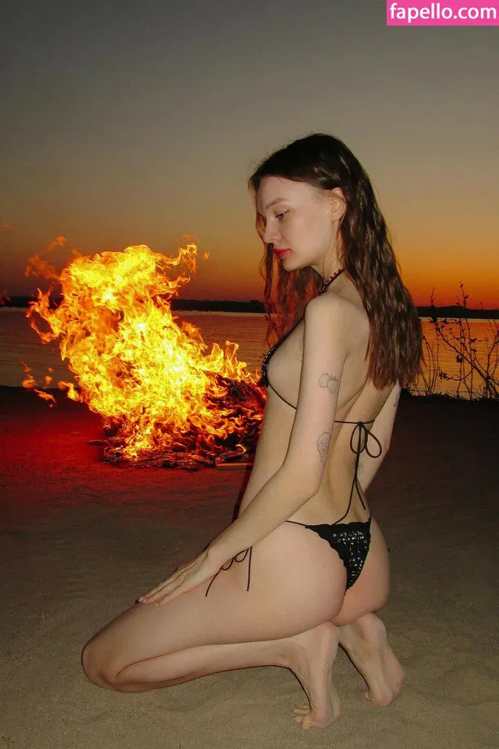 litlonn Onlyfans Photo Gallery 