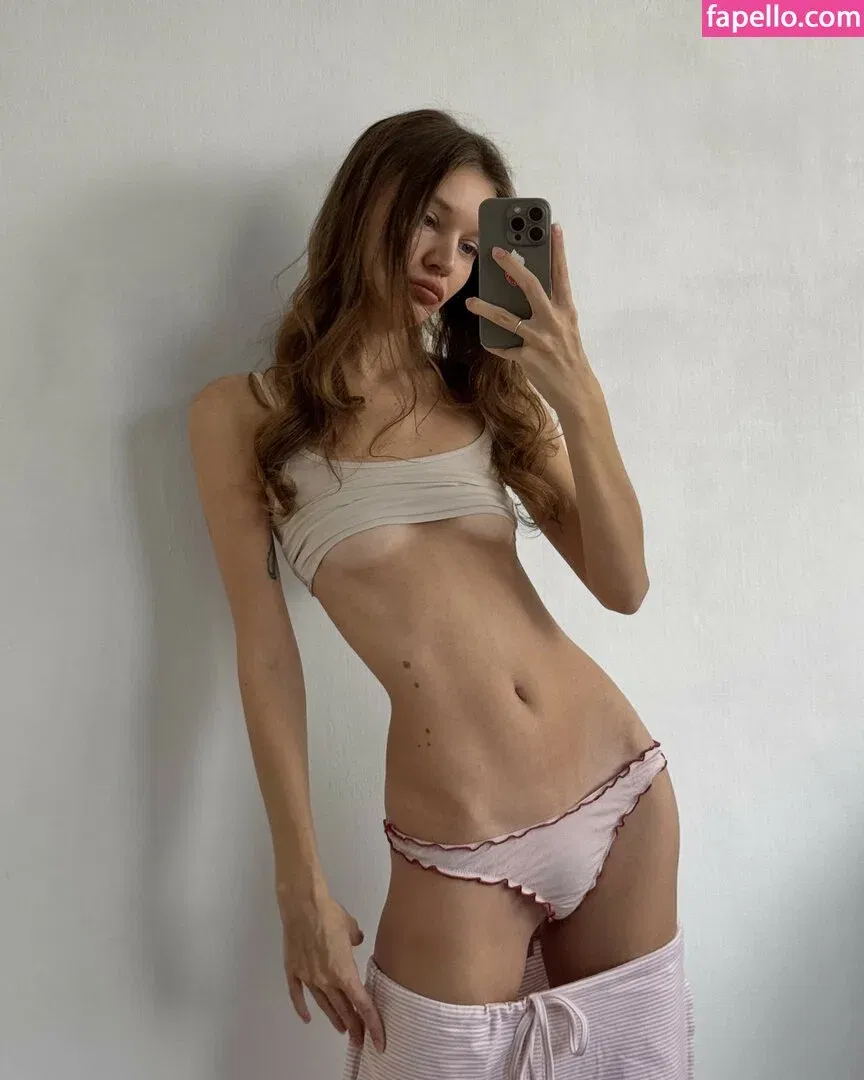 litlonn Onlyfans Photo Gallery 