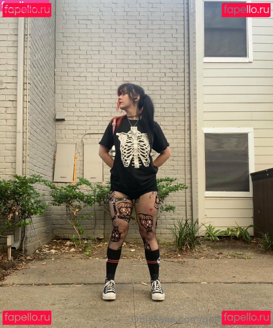 Gothfairyfiona Nude Onlyfans Photo 26