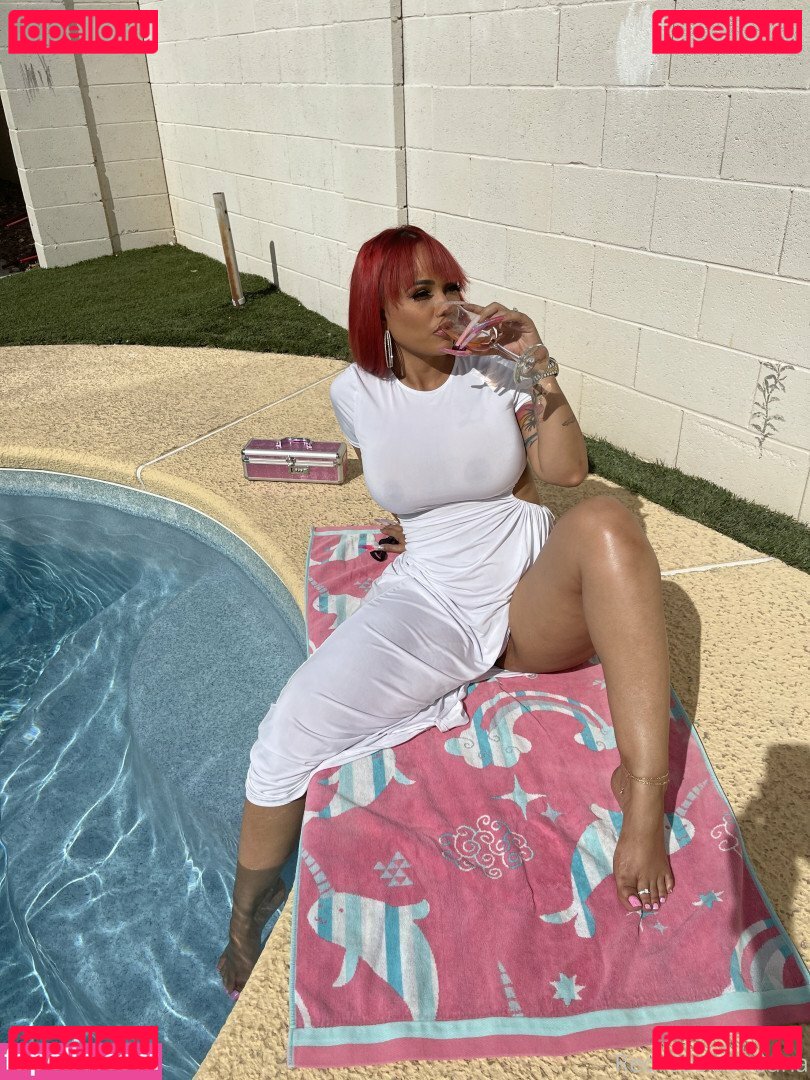 Red Rose Nude Onlyfans Photo 45