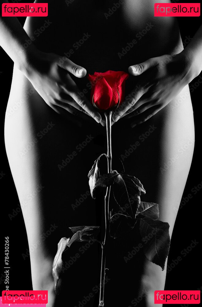 Red Rose Nude Onlyfans Photo 11