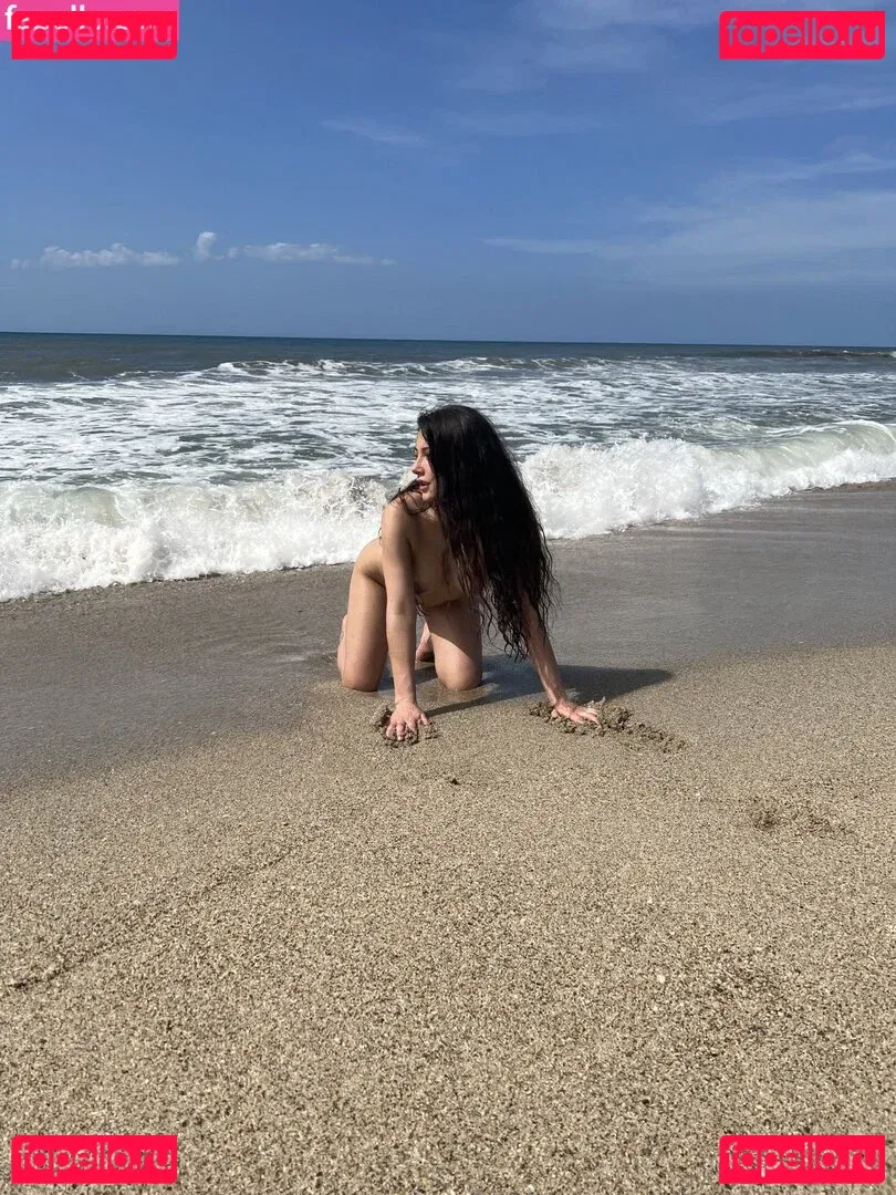 Kelly Onlyfans Photo Gallery 