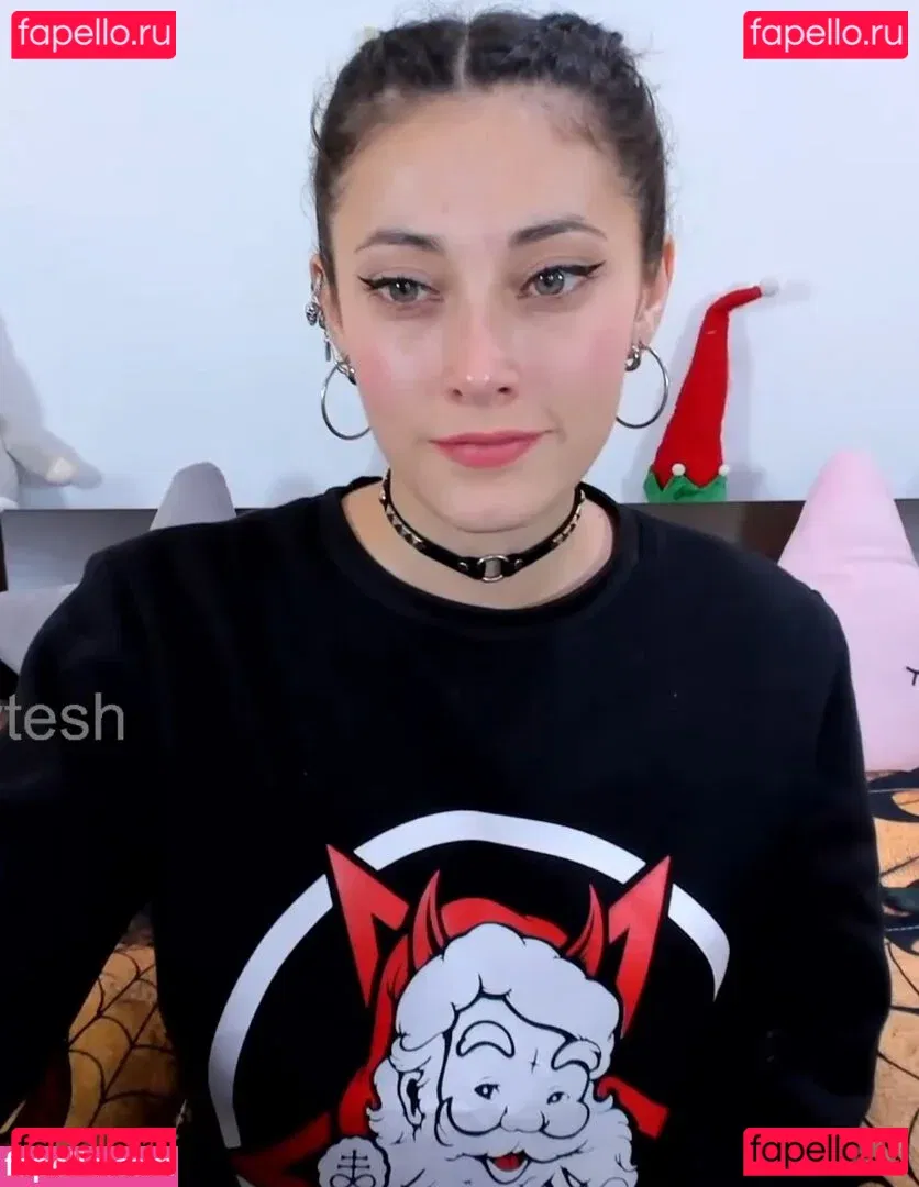 Kelly Onlyfans Photo Gallery 