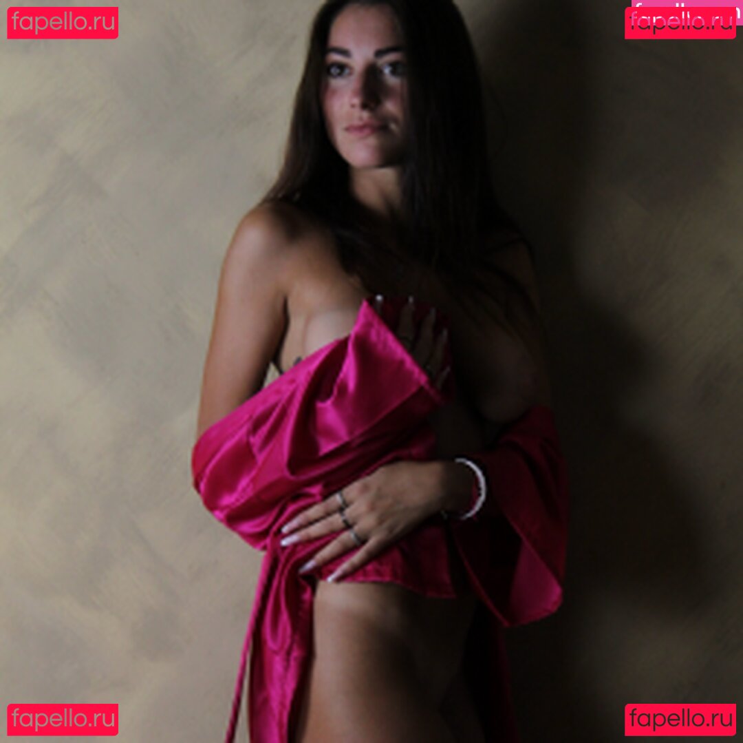 Sofia Tartari Nude Onlyfans Photo 5