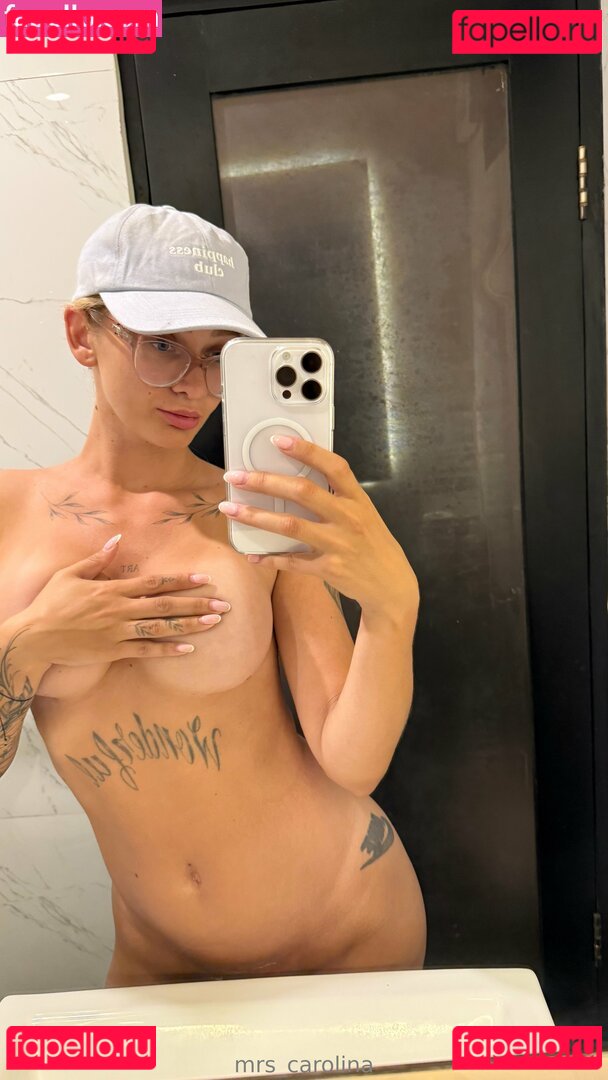 Mrs Carolina Nude Onlyfans Photo 32