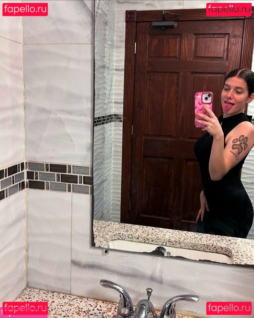 crystalwitthewater Nude Onlyfans Photo 3
