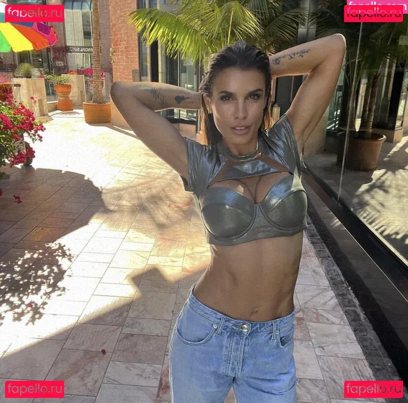 Elisabetta Canalis Onlyfans Photo Gallery 