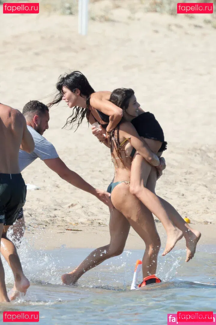 Elisabetta Canalis Onlyfans Photo Gallery 