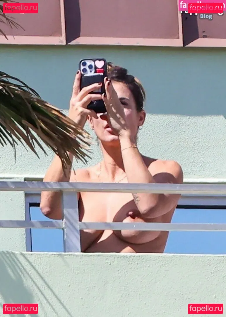 Elisabetta Canalis Onlyfans Photo Gallery 