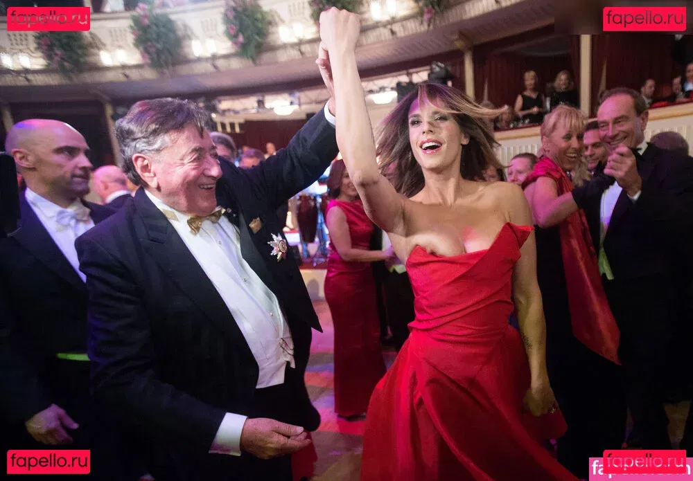 Elisabetta Canalis Onlyfans Photo Gallery 