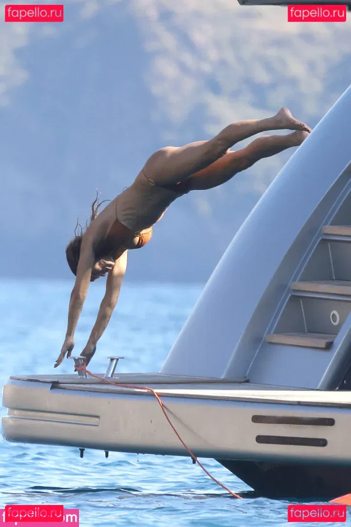 Elisabetta Canalis Onlyfans Photo Gallery 