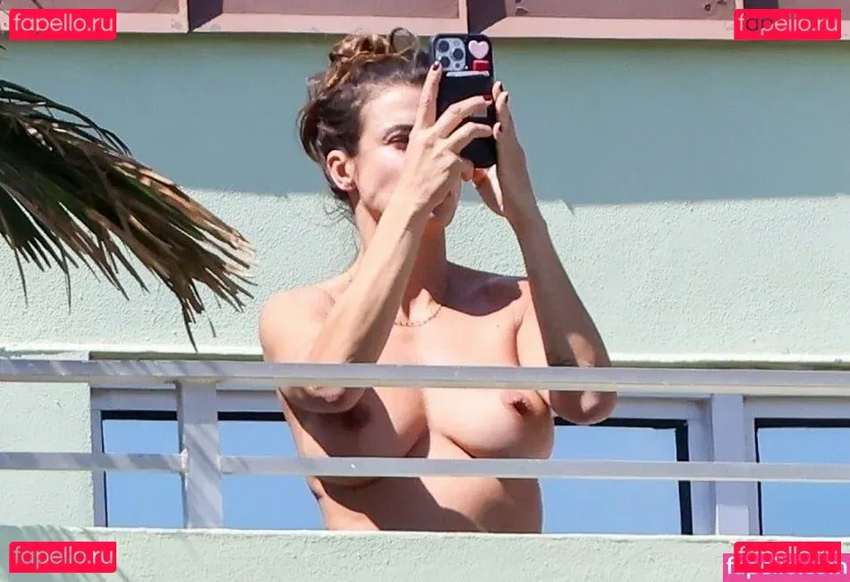 Elisabetta Canalis Onlyfans Photo Gallery 