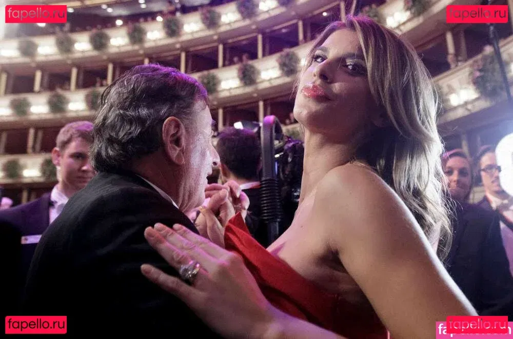 Elisabetta Canalis Onlyfans Photo Gallery 