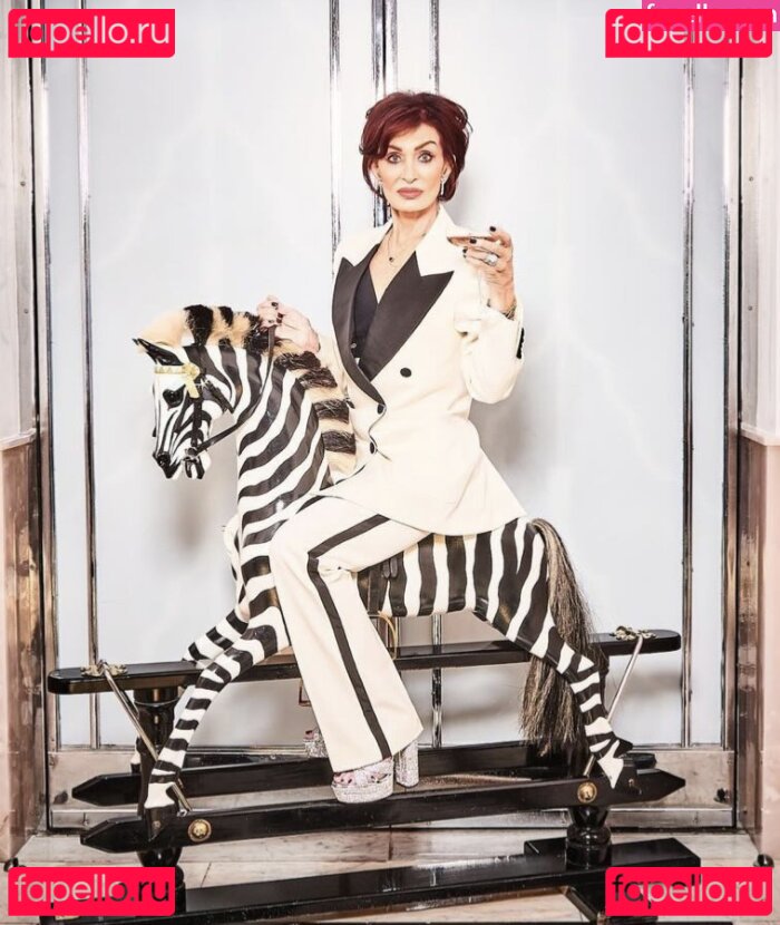 Sharon Osbourne Nude Onlyfans Photo 18