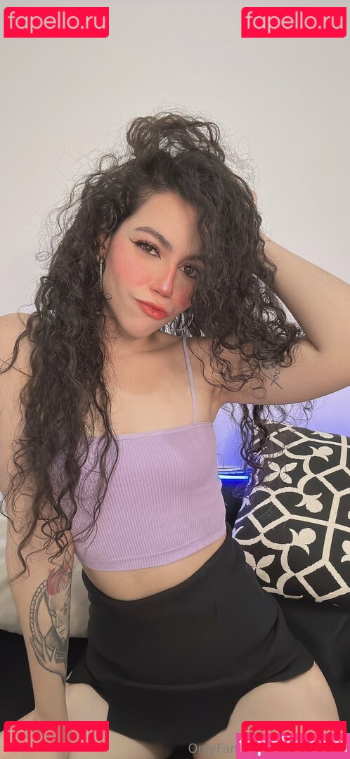 khloe.jenni Nude Onlyfans Photo 43