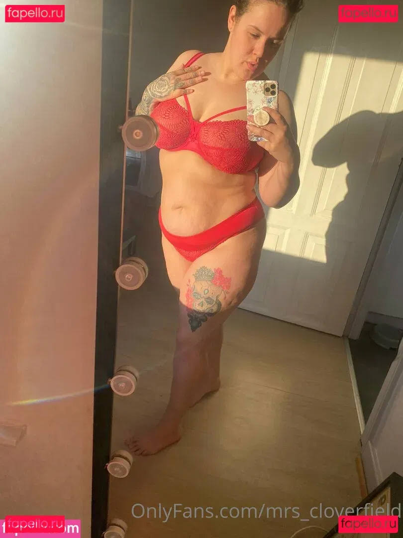 mrs_cloverfield Onlyfans Photo Gallery 