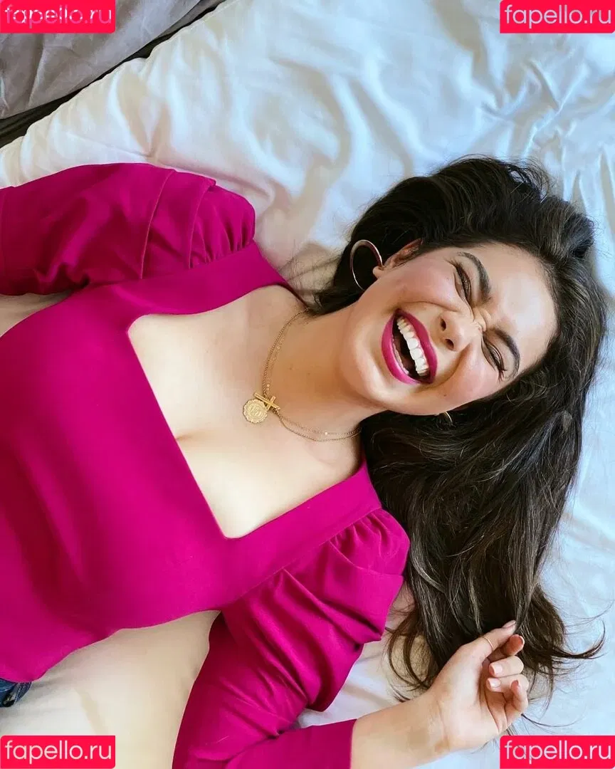 Aulii Cravalho Onlyfans Photo Gallery 