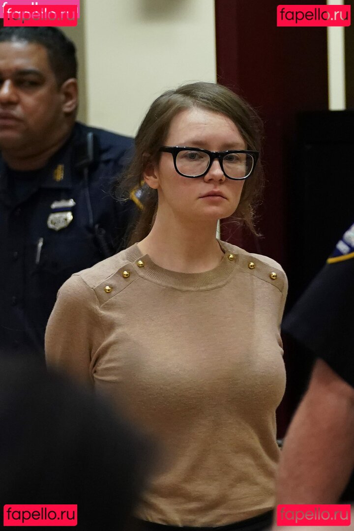 Anna Delvey Nude Onlyfans Photo 36