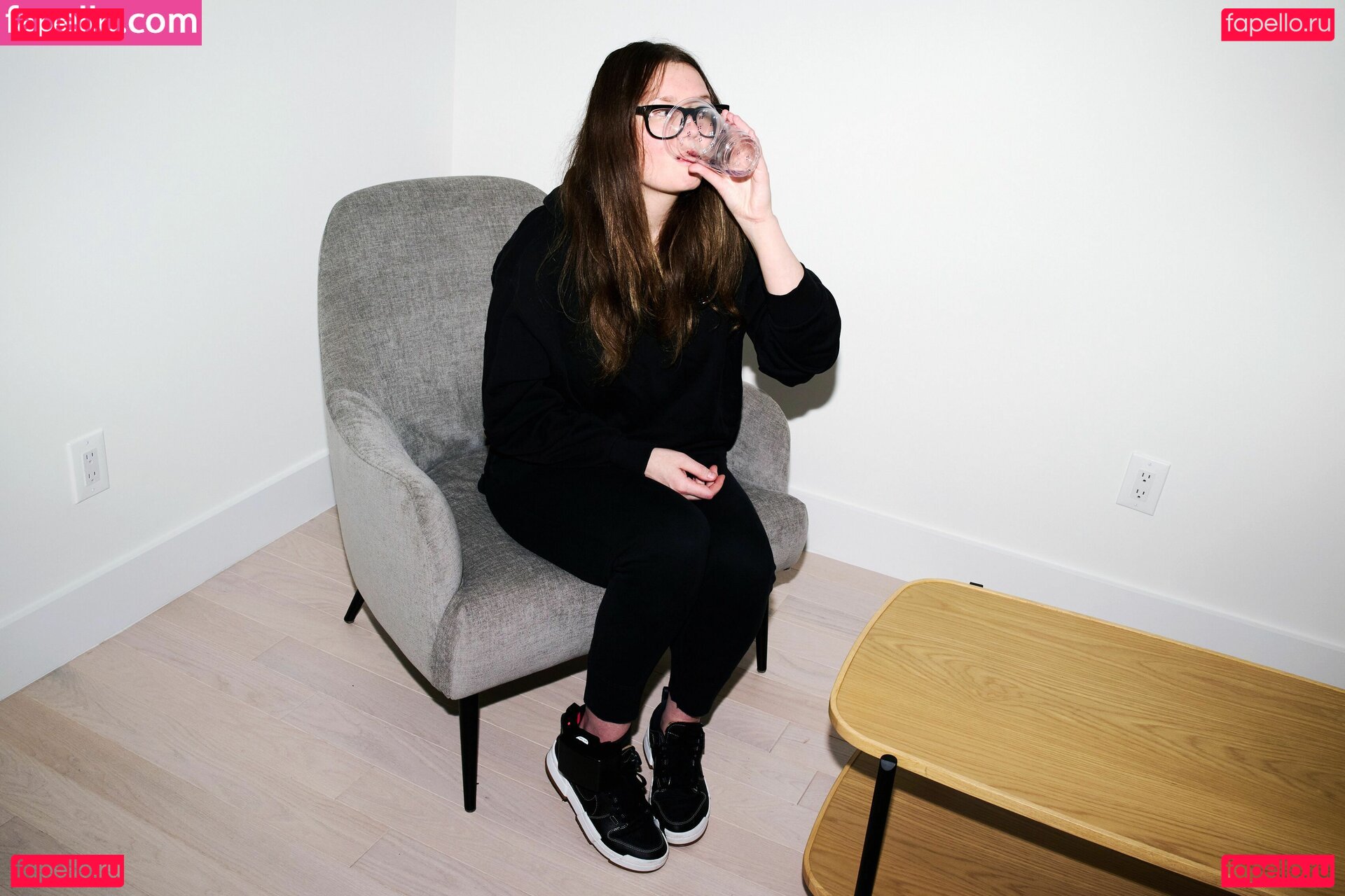 Anna Delvey Nude Onlyfans Photo 27