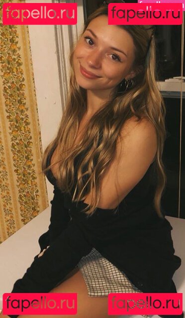 Lily Lynn Nude Onlyfans Photo 35