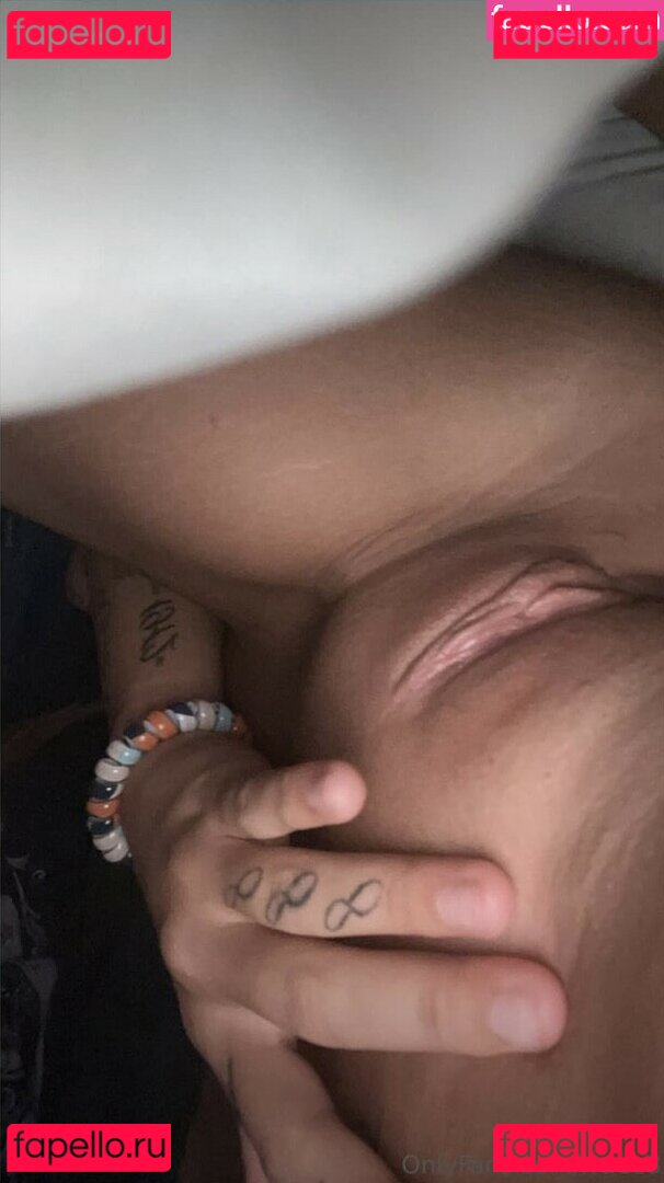 Raeleefox Nude Onlyfans Photo 21