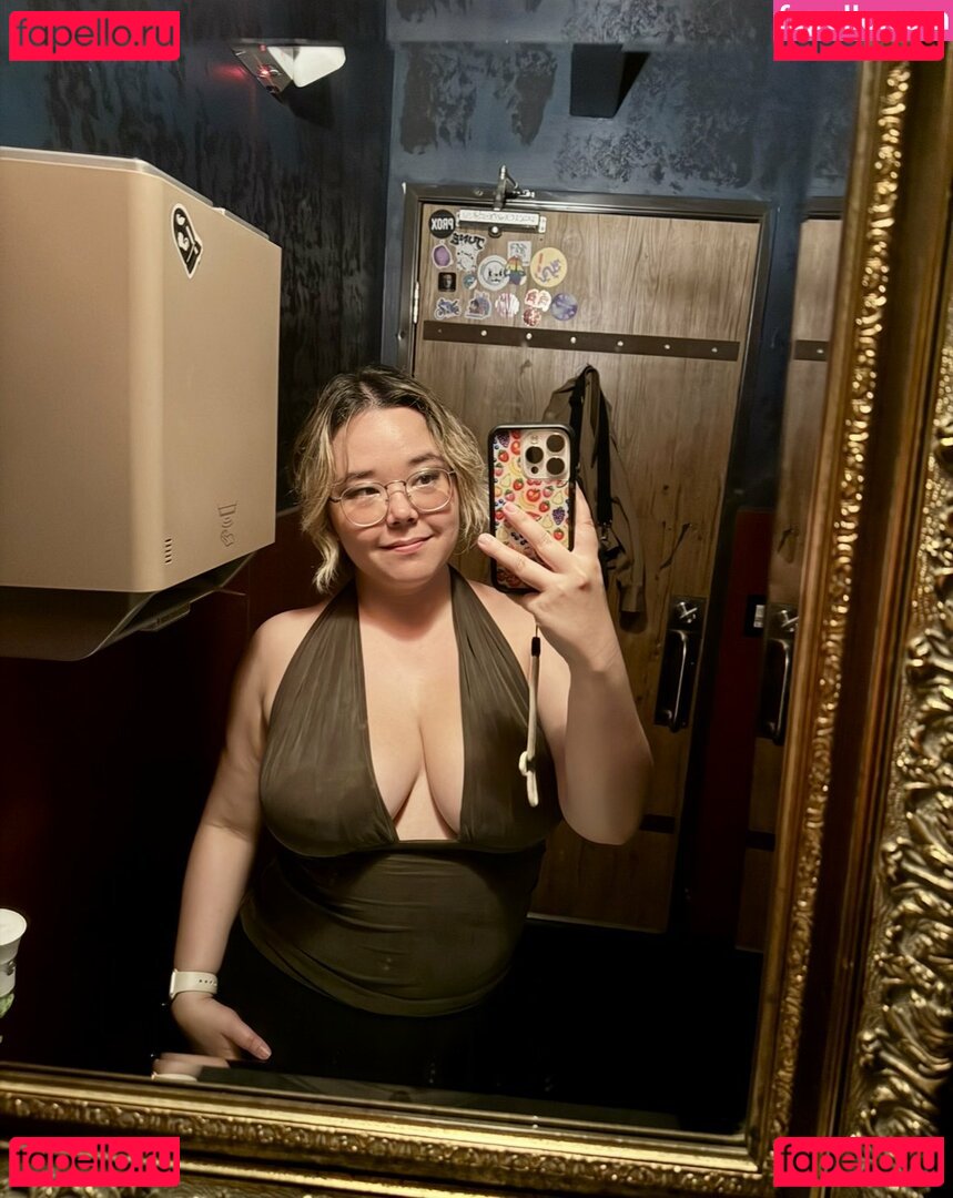 bingsuccino Nude Onlyfans Photo 4