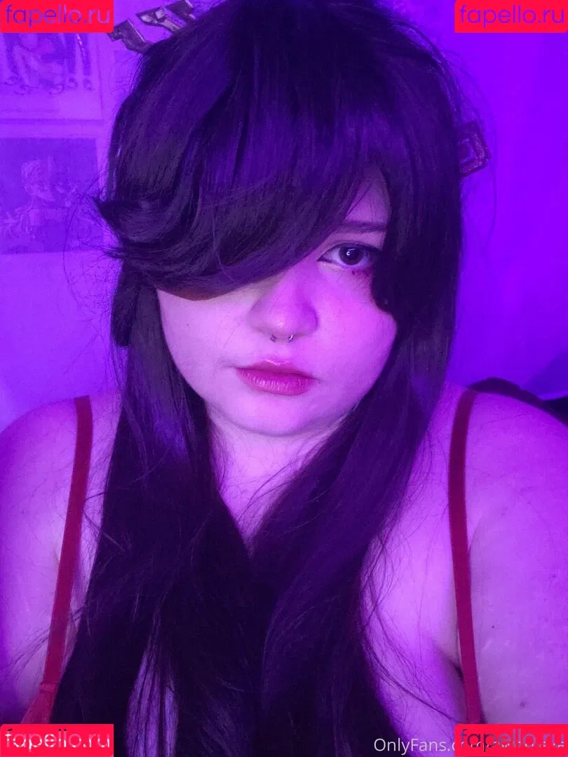 awoo.exe Onlyfans Photo Gallery 
