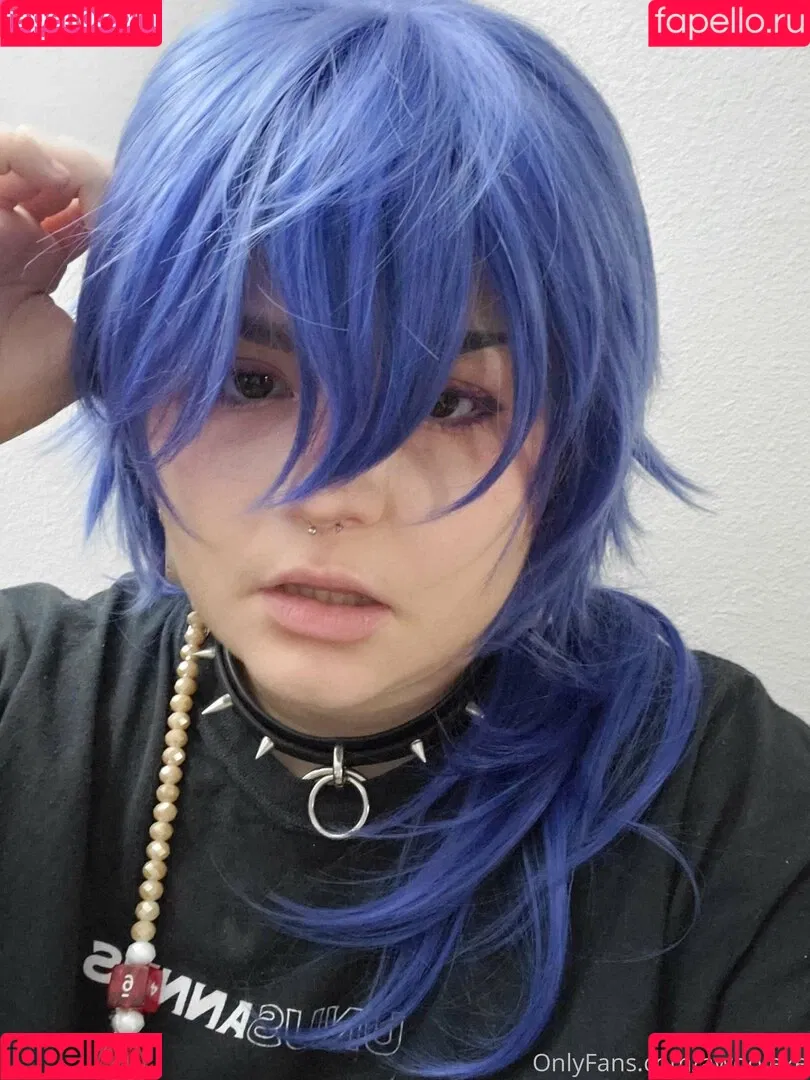 awoo.exe Onlyfans Photo Gallery 