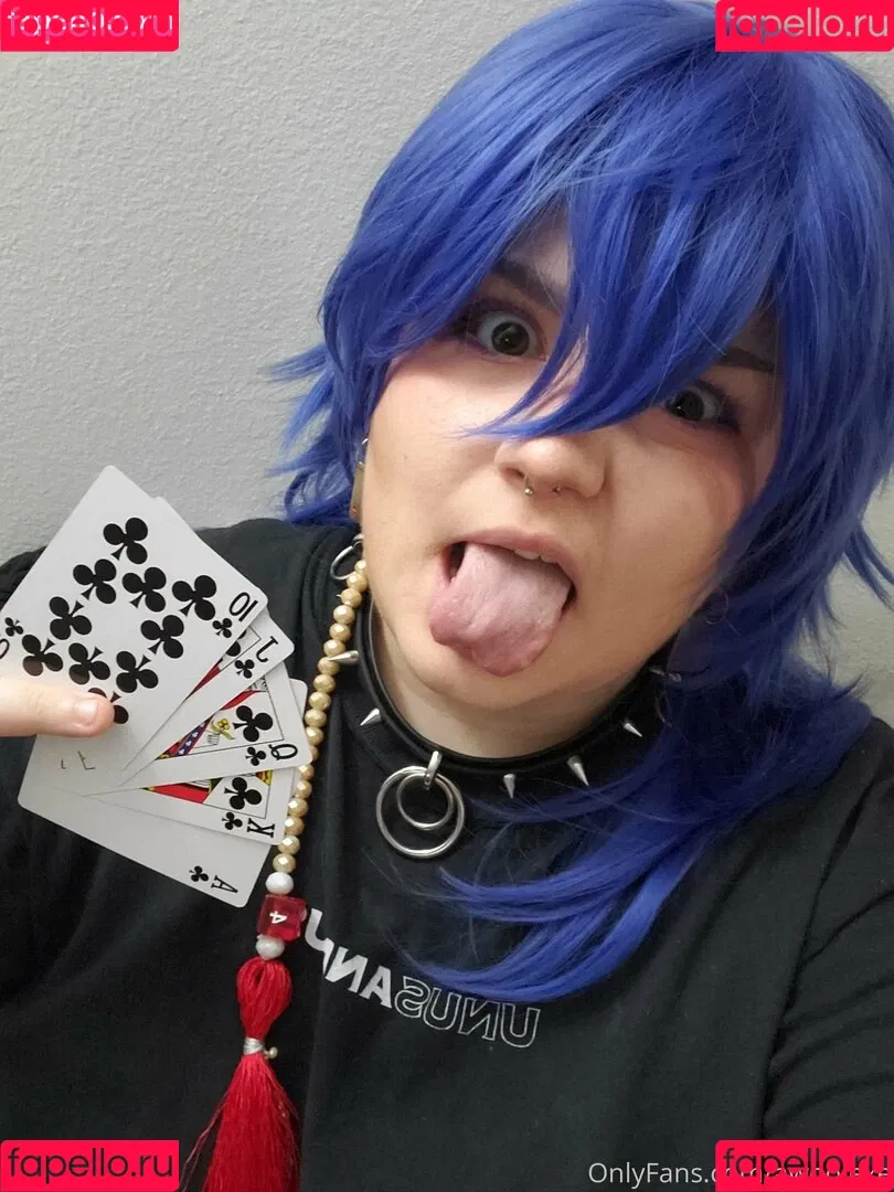 awoo.exe Onlyfans Photo Gallery 