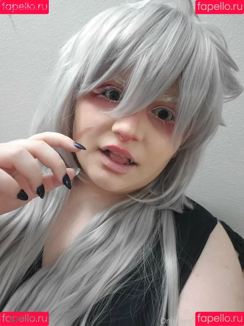 awoo.exe Onlyfans Photo Gallery 