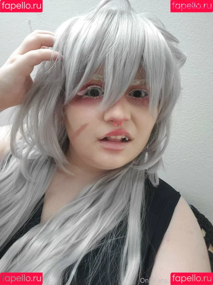 awoo.exe Onlyfans Photo Gallery 