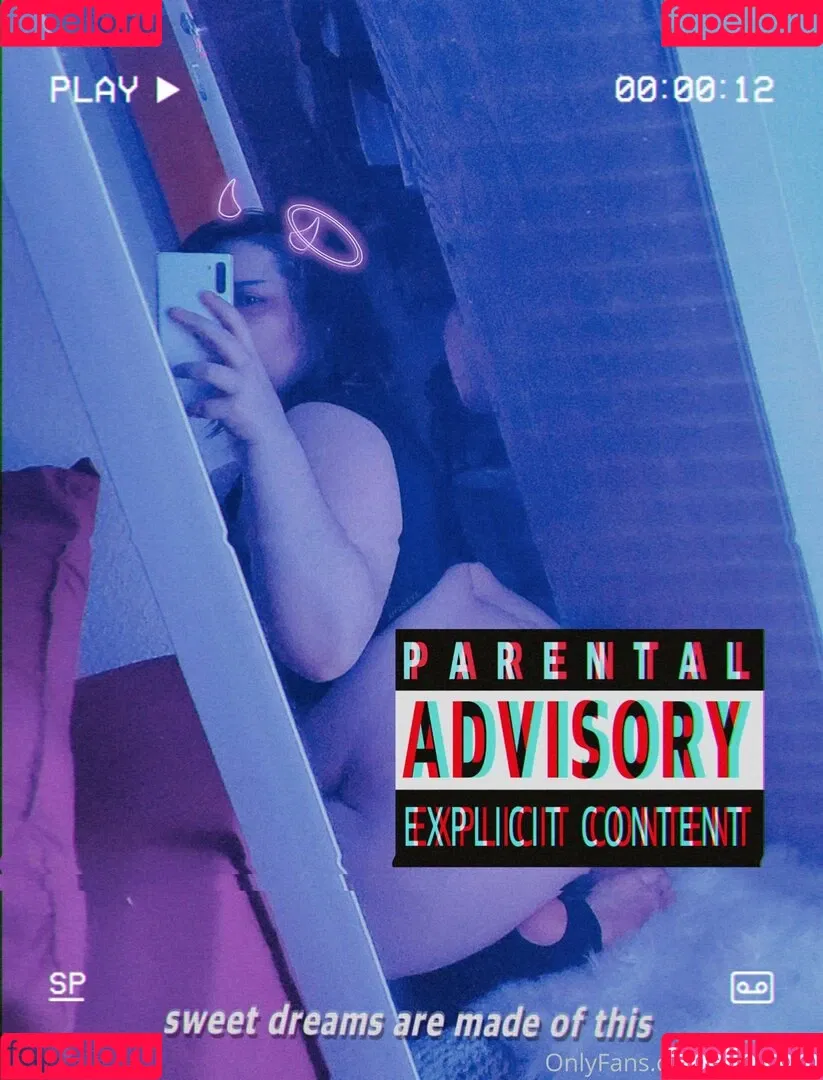 awoo.exe Onlyfans Photo Gallery 