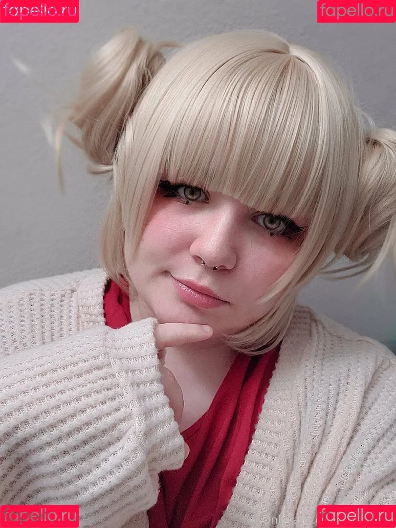 awoo.exe Onlyfans Photo Gallery 