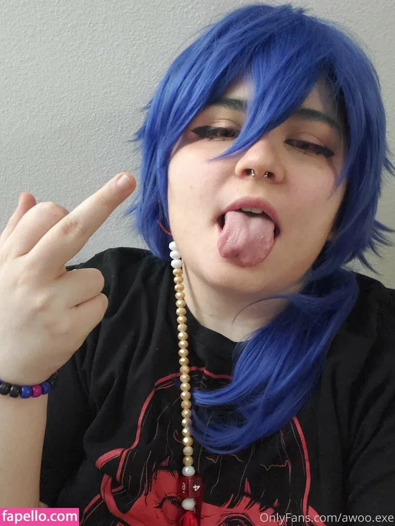 awoo.exe Onlyfans Photo Gallery 