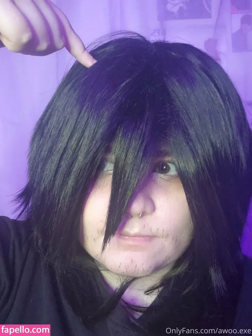 awoo.exe Onlyfans Photo Gallery 