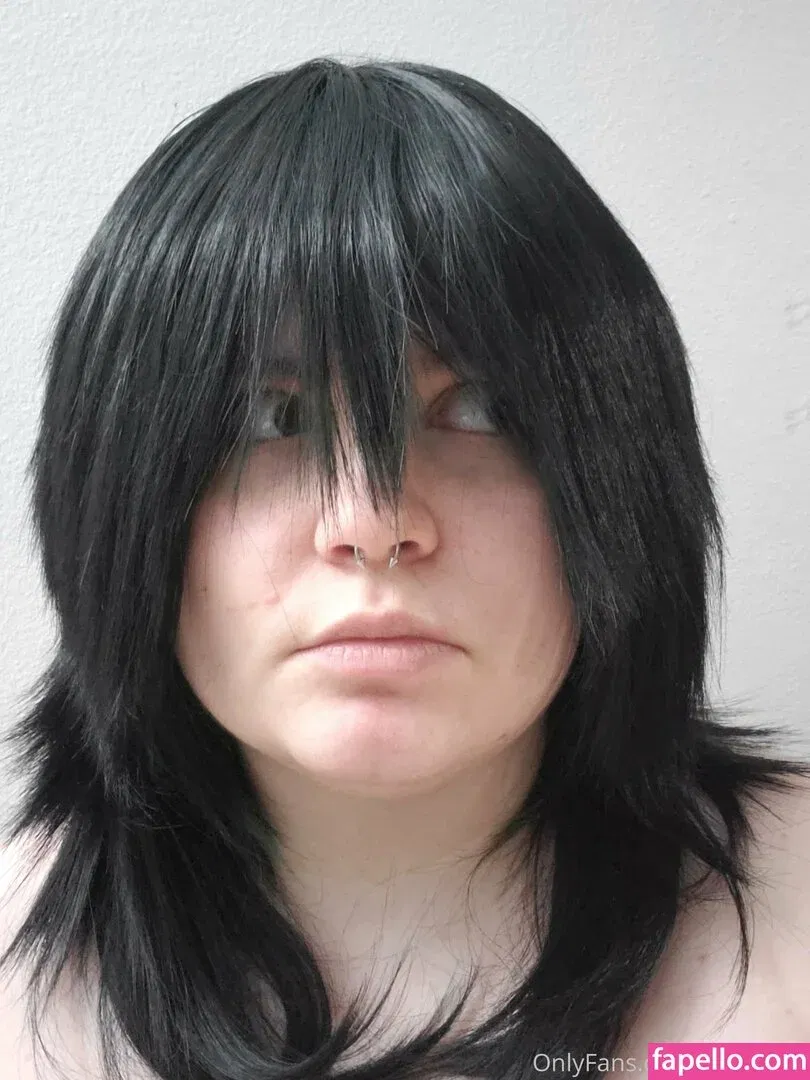 awoo.exe Onlyfans Photo Gallery 