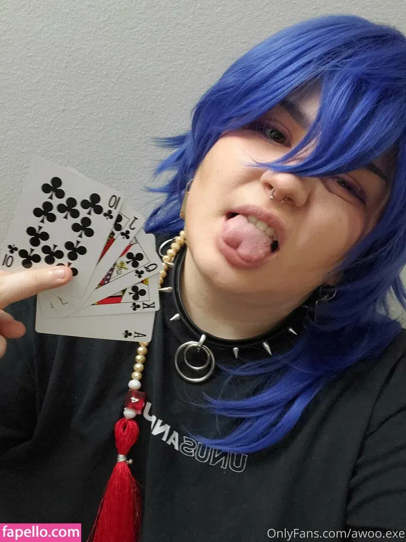 awoo.exe Onlyfans Photo Gallery 