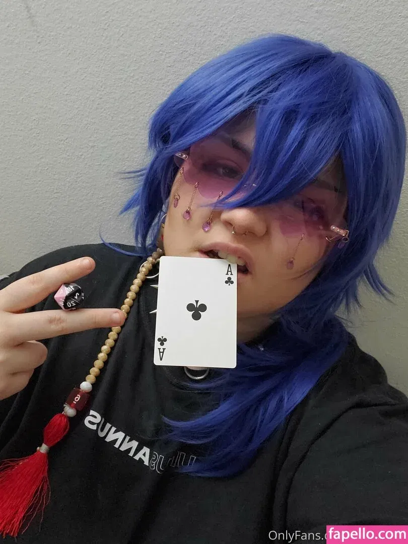 awoo.exe Onlyfans Photo Gallery 