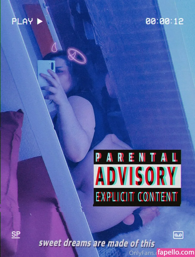 awoo.exe Onlyfans Photo Gallery 