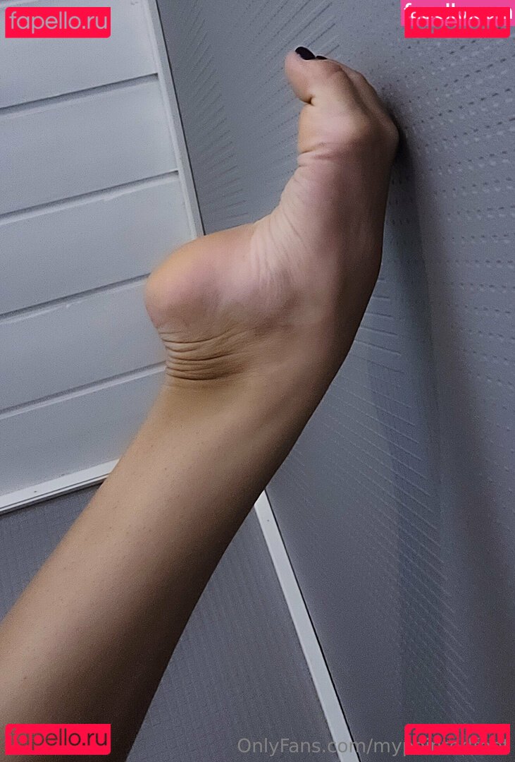 mypointedfeet Nude Onlyfans Photo 14