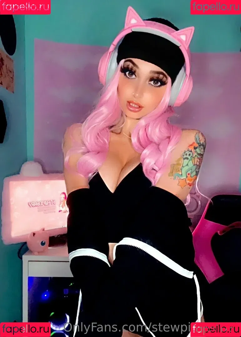 stewpidsenpai Onlyfans Photo Gallery 