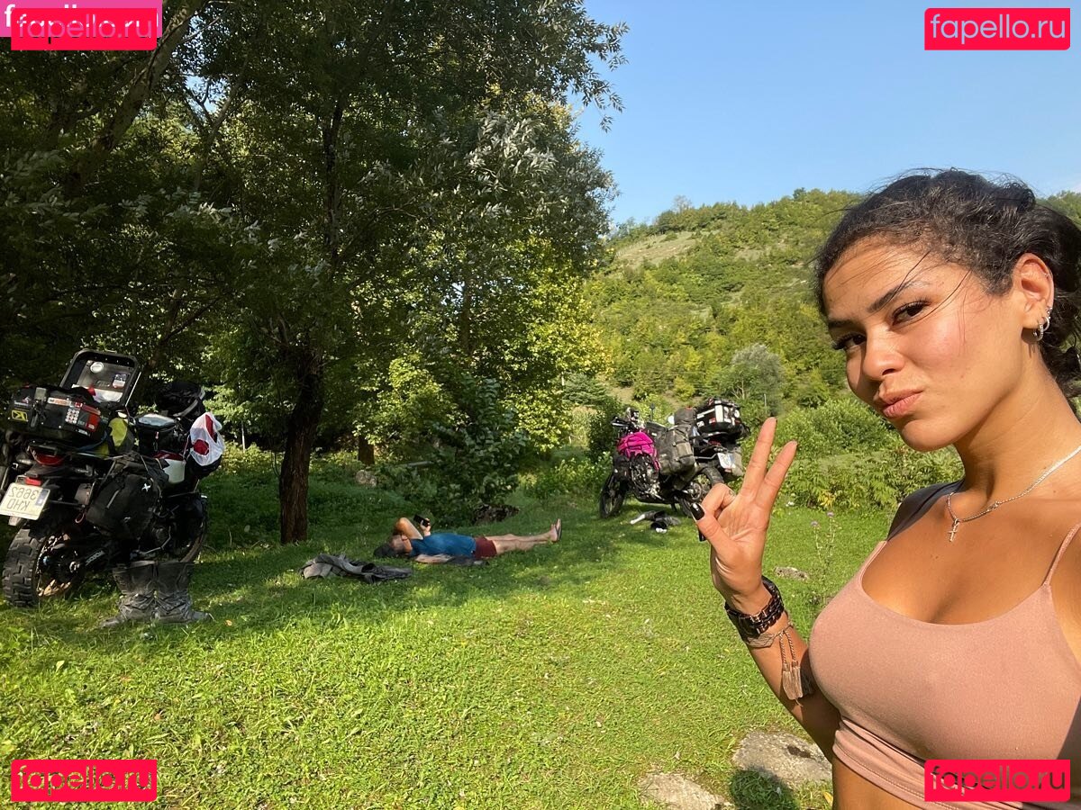 Fernanda 4ever Nude Onlyfans Photo 31