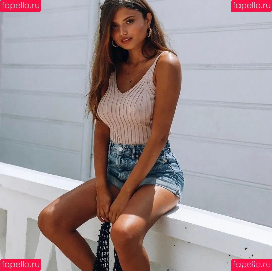 Maria Katarina Onlyfans Photo Gallery 