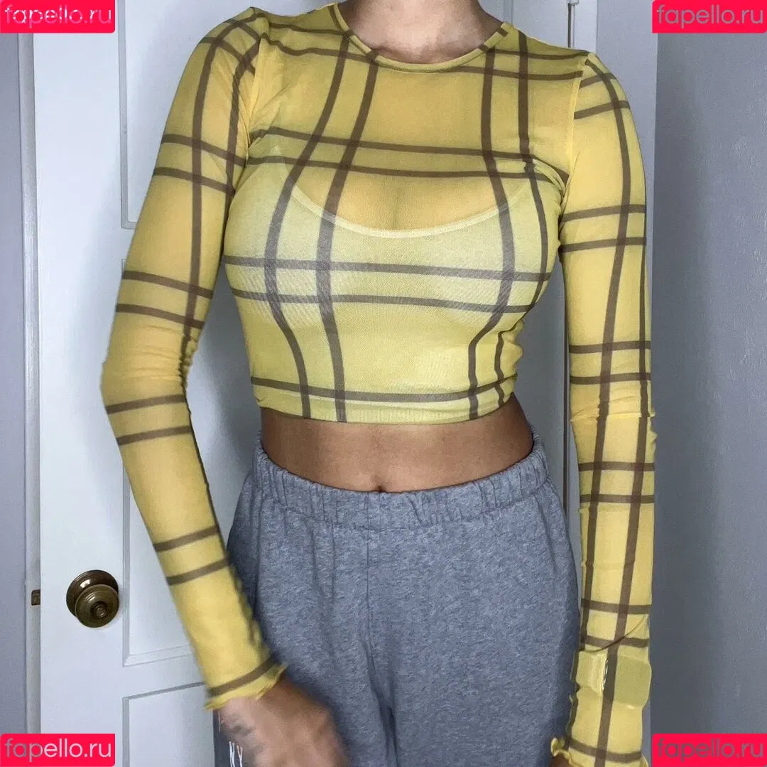 Maria Katarina Onlyfans Photo Gallery 