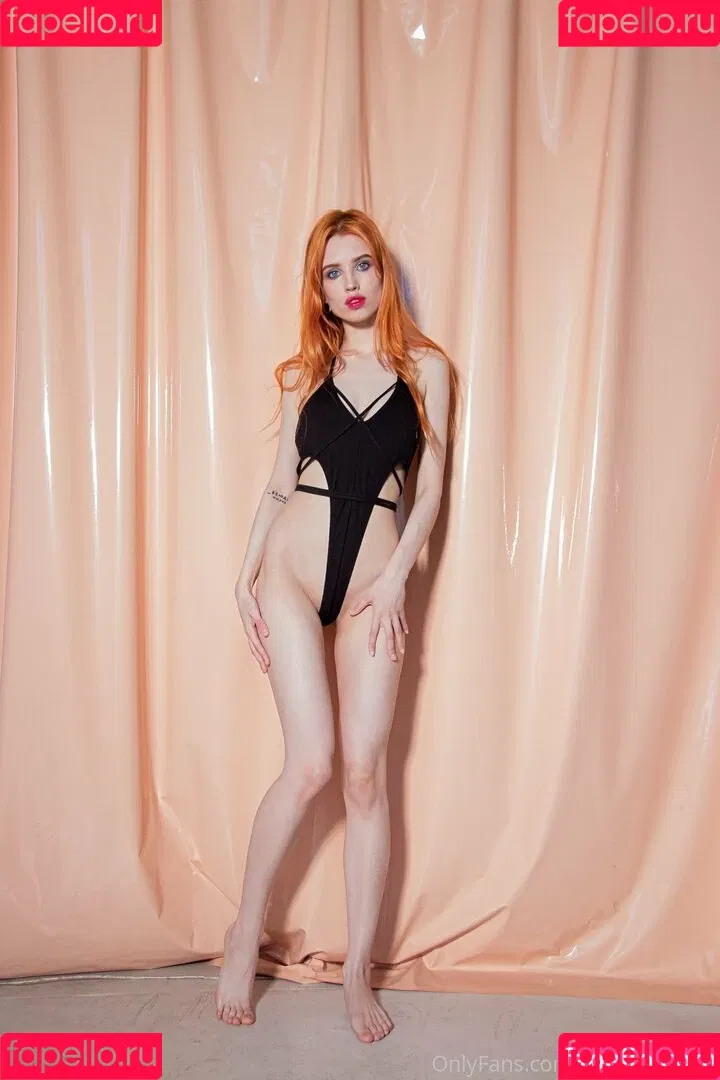 expensive_doll Onlyfans Photo Gallery 