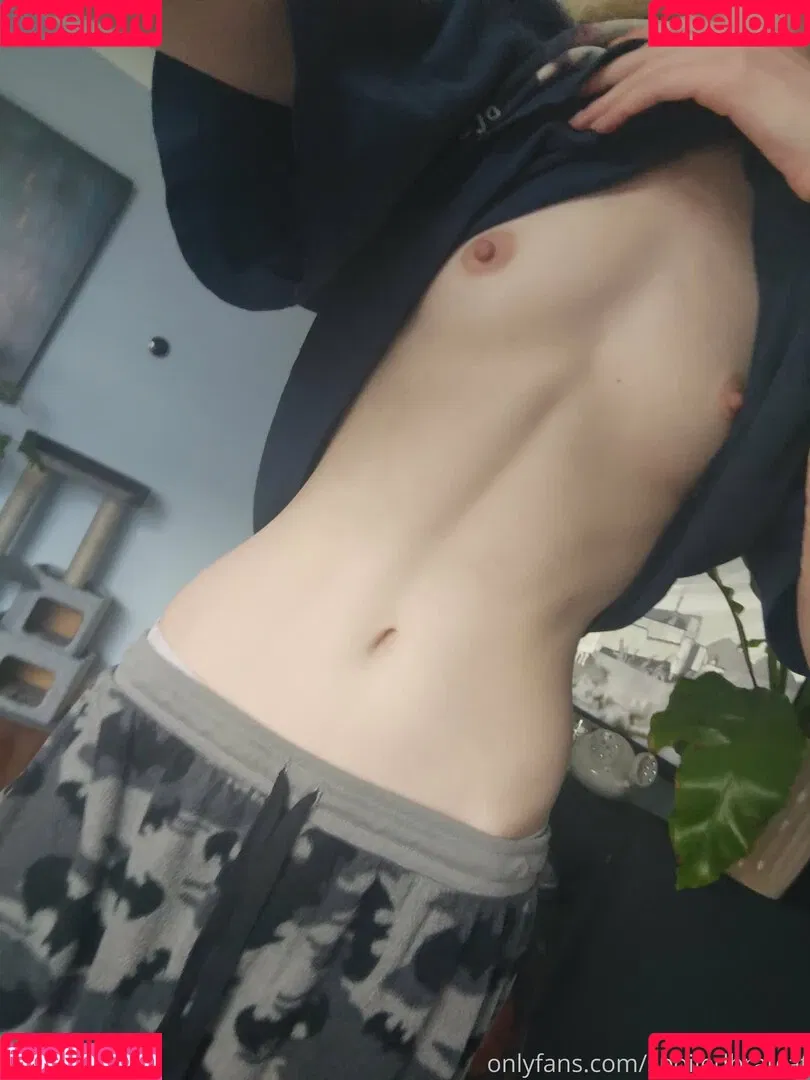 spoiledbratcat Onlyfans Photo Gallery 