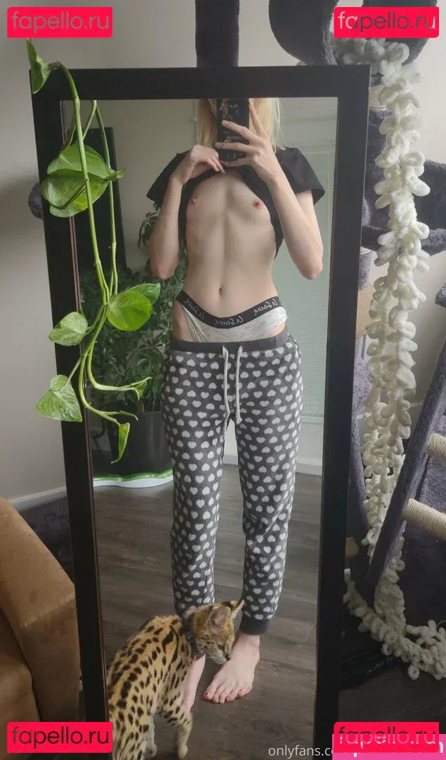 spoiledbratcat Onlyfans Photo Gallery 