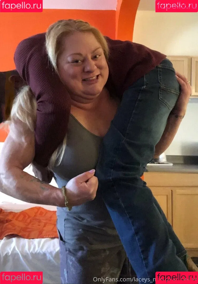 laceys_muscular_calves Onlyfans Photo Gallery 