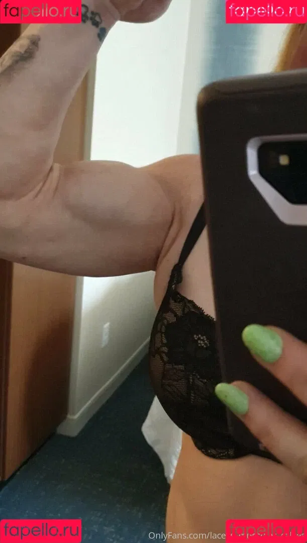 laceys_muscular_calves Onlyfans Photo Gallery 