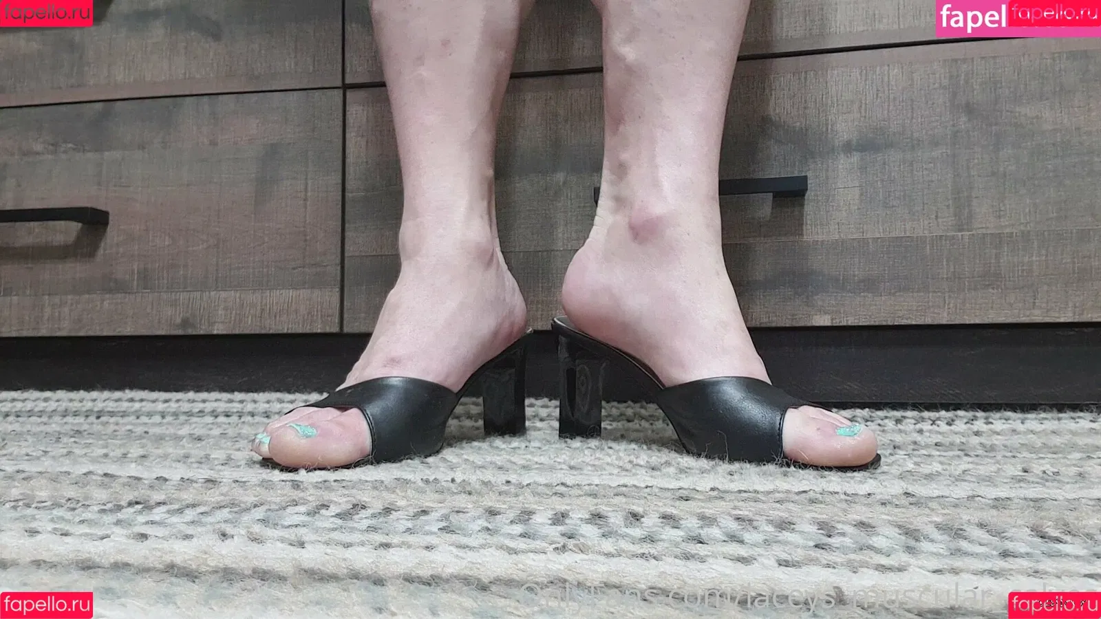 laceys_muscular_calves Onlyfans Photo Gallery 